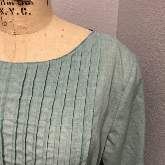 Modest and ComfyCotton Dress with 3/4 sleeves and Vertical Pleats Self Belt Med. - Picture 5 of 6